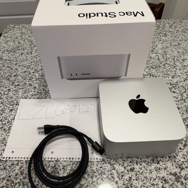 Mac Studio 2025 - 1 TB, 36 GB, Apple M4 Max 14-core