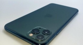 Good
													Apple iPhone 11 Pro Max - AT&T, Green, 64 GB, A2161, photo 4 of 5