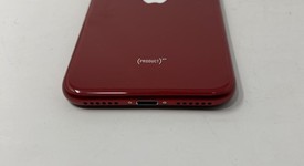 Good
													Apple iPhone SE 3rd Gen 2022 - Unlocked, Red, 64 GB, A2595, photo 3 of 8