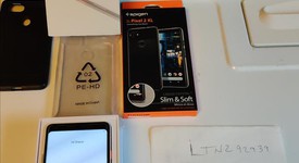 Mint
													Google Pixel 2 XL - Verizon, Black & White, 64 GB, Verizon Edition, photo 1 of 8