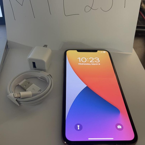 Apple iPhone 11 Pro Max - Unlocked, 256 GB, Gold, A2161