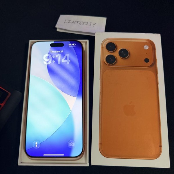 Apple iPhone 17 Pro Max - Unlocked, 256 GB, Cosmic Orange, A3257