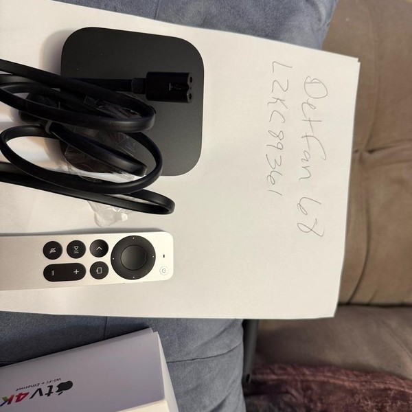 Apple TV 4k 3rd Gen (2022) - 128 GB, Wi-Fi + Plus Ethernet