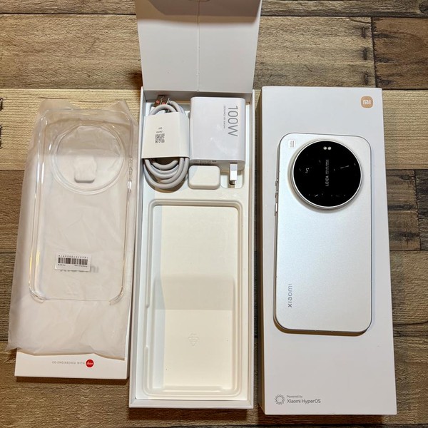 Xiaomi 17 Ultra - Unlocked Non-US, 512 GB, White, 12 GB