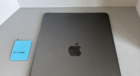 Fair
													Apple iPad 9th Gen - Wi-Fi, Gray, 256 GB, A2602, photo 3 of 7