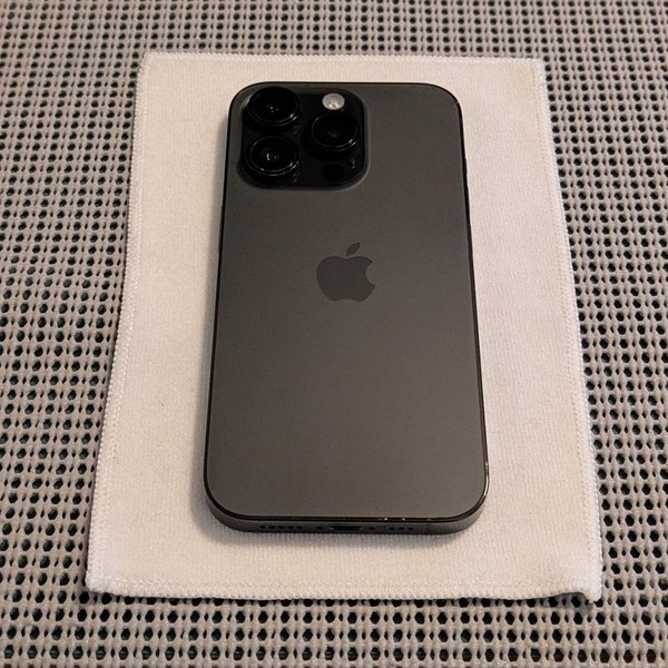 Apple iPhone 14 Pro - Unlocked, 256 GB, Black, A2650