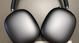 Used
													Apple AirPods Max - Gray, photo 2 of 7