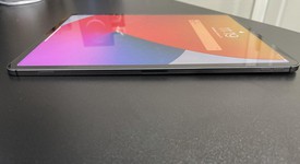 Good
													Apple iPad Pro 12.9" 4th Gen 2020 - Unlocked, Gray, 512 GB, A2069, photo 5 of 8