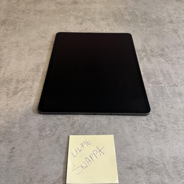 Apple iPad Pro 12.9 inch 4th Gen 2020 - Unlocked, 512 GB, Gray, A2069