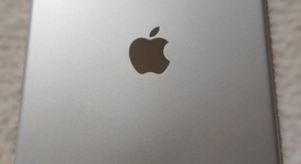 Mint
													Apple iPad 9th Gen - Unlocked, Silver, 256 GB, A2603, photo 3 of 7