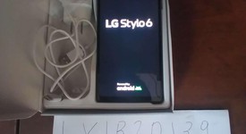 Mint
													LG Stylo 6 - Boost, White, 64 GB, 3 GB, photo 2 of 3