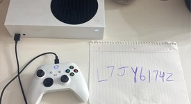 Good
													Xbox Series S (2020) - White, 512 GB, photo 1 of 5