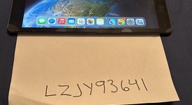 Mint
													Apple iPad 9th Gen - Wi-Fi, Gray, 64 GB, A2602, photo 2 of 18