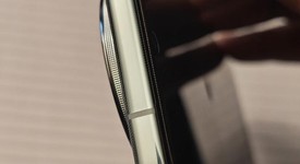 Mint
													Vivo X200 - Unlocked Non-US, Green, 512 GB, 16 GB, photo 5 of 11