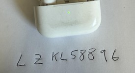 Used
													Apple AirPods Pro - Wireless Case, photo 3 of 3