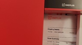 New
													OnePlus 15 - Unlocked, Ultra Violet, 512 GB, 16 GB, photo 3 of 3