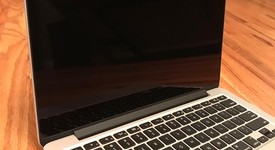 Good
													MacBook Pro 2015 (Retina) - 13" - Silver, 256 GB, 8 GB, photo 3 of 8