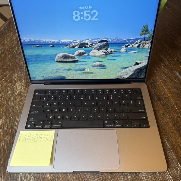 MacBook Pro 2021 - 14 inch - 1 TB, Gray, 16 GB, Apple M1 Pro 10-core