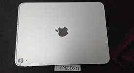 Mint
													Apple iPad 11th Gen - Unlocked, Silver, 128 GB, A3355, photo 1 of 5