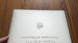 Good
													MacBook Air 2017 - 13" - I5, Silver, 128 GB, 8 GB, photo 5 of 10