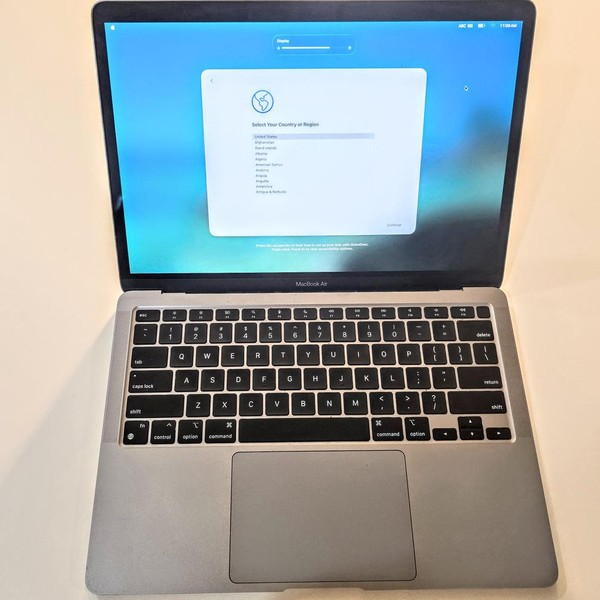 MacBook Air 2020 - 13 inch - 512 GB, Gray, 8 GB, Apple M1