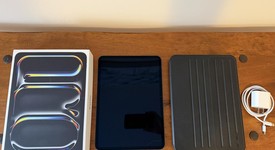 Mint
													Apple iPad Pro 11" (M4) 2024 - Wi-Fi, Black, 256 GB, 8 GB, A2836, Standard Glass, photo 3 of 10