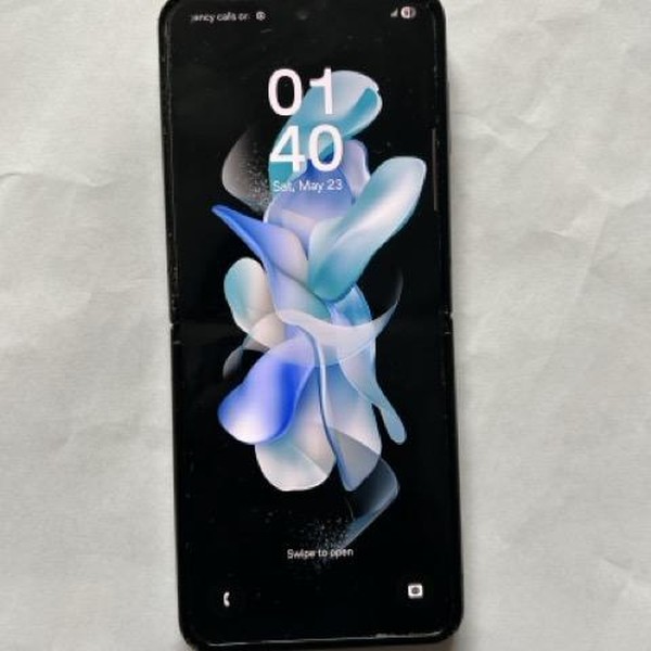 Samsung Galaxy Z Flip4 5G - Unlocked, 256 GB, Graphite, 8 GB, SM-F721U1