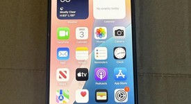Mint
													Apple iPhone 13 - Unlocked, Midnight, 128 GB, A2482, photo 1 of 9