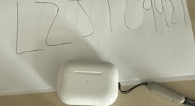 Used
													Apple AirPods Pro 2nd Gen - Lightning, photo 3 of 12