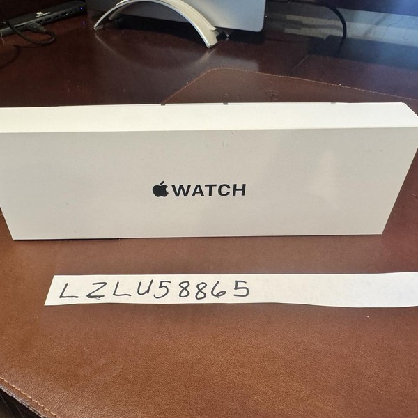 Apple Watch SE 2nd Gen 44mm - Unlocked, Midnight, A2727 - Cellular, Aluminum