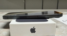 Mint
													Apple iPhone 17 - Unlocked, Black, 256 GB, A3258, photo 5 of 9