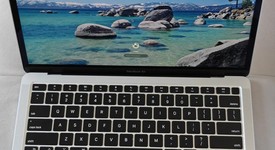 Good
													MacBook Air 2020 - 13" - Apple M1, Silver, 256 GB, 8 GB, photo 2 of 10