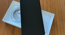 Mint
													Apple iPhone 13 - Unlocked, Midnight, 128 GB, A2482, photo 3 of 8