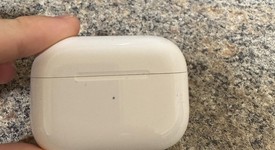 Used
													Apple AirPods Pro 2nd Gen - Lightning, photo 2 of 10