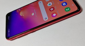 Good
													Samsung Galaxy S10e - Verizon, Red, 128 GB, 6 GB, SM-G970U, photo 2 of 9