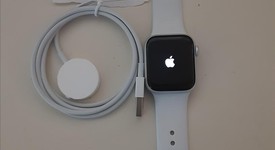 Mint
													Apple Watch Series 6 40mm - Unlocked, Silver, A2293 - Cellular, Aluminum, photo 1 of 10