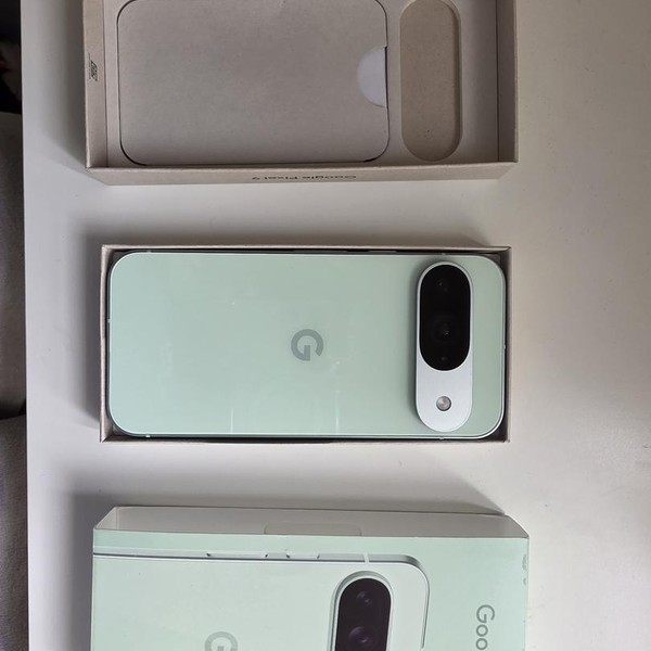 Google Pixel 9 - Unlocked, 128 GB, Wintergreen, 12 GB, G2YBB