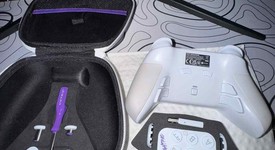 Mint
													PDP Victrix Pro BFG Wireless Gaming Controller, photo 3 of 6