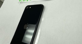 Mint
													Apple iPhone SE 3rd Gen 2022 - Unlocked, Midnight, 64 GB, A2595, photo 3 of 6