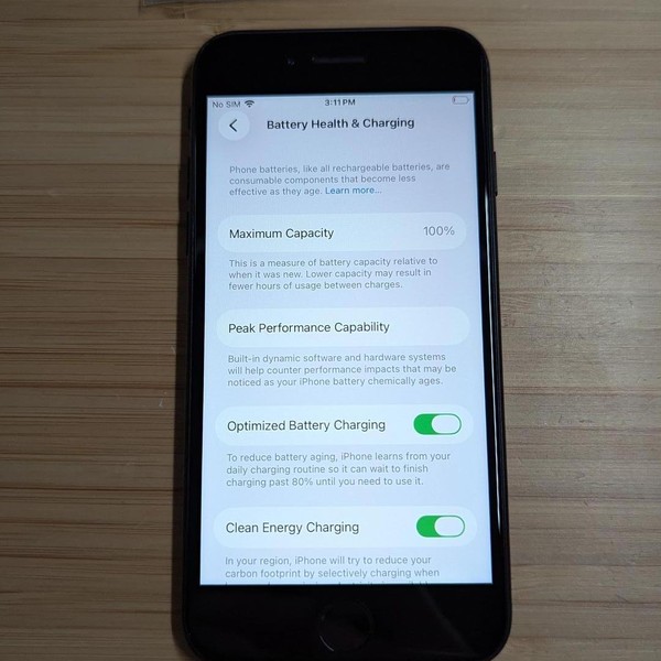 Apple iPhone SE 3rd Gen 2022 - Unlocked, 64 GB, Midnight, A2595