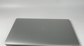 Good
													MacBook Pro 2018 (With Touch Bar) - 15" - I7, Silver, 512 GB, 32 GB, photo 1 of 9