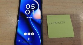 Mint
													Motorola Razr (2025) - Unlocked, Blue, 256 GB, 8 GB, photo 1 of 11