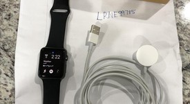 Good
													Apple Watch 1st Gen 42mm - Gray, 8 GB, A1554, Sport, photo 1 of 2