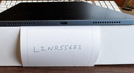 Mint
													Apple iPad Air 5th Gen - Wi-Fi, Blue, 64 GB, A2588, photo 4 of 9