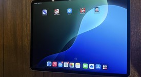 Mint
													Apple iPad Air 13" (M2) 2024 - Unlocked, Gray, 256 GB, A2899, photo 2 of 10