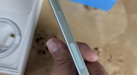 Mint
													Apple iPhone 15 Plus - Unlocked, Green, 128 GB, A2847, photo 6 of 6