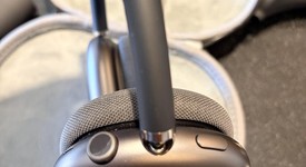 Used
													Apple AirPods Max - Gray, photo 4 of 5