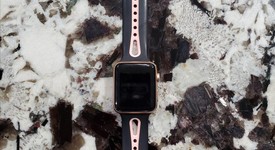 Good
													Apple Watch Series 3 42mm - Rose Gold, A1859, Aluminum - GPS, photo 1 of 6