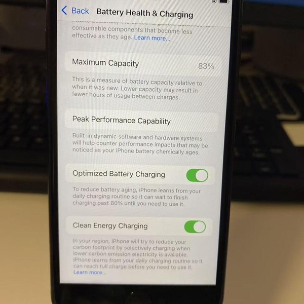 Apple iPhone SE 2nd Gen 2020 - Unlocked, 64 GB, Black, A2275