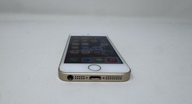 Good
													Apple iPhone SE 1st Gen 2016 - Unlocked, Gold, 32 GB, A1662, photo 3 of 7